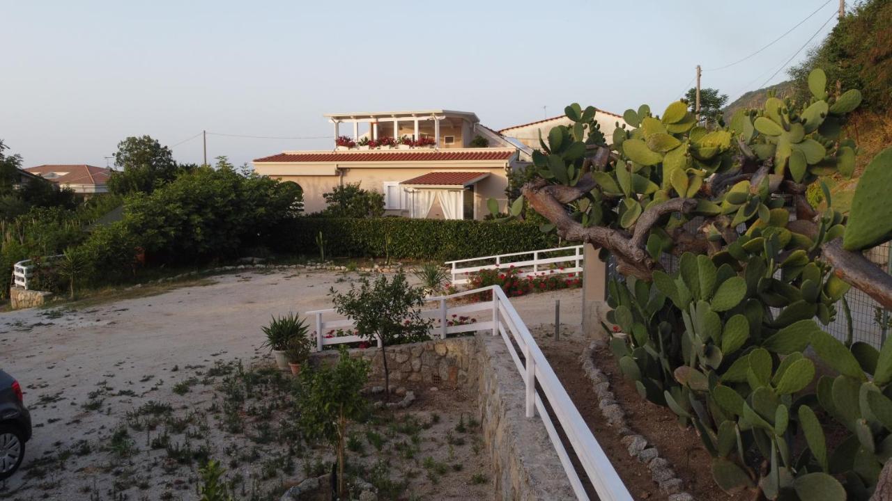 Bed and Breakfast Michelino House à Parghelia Extérieur photo